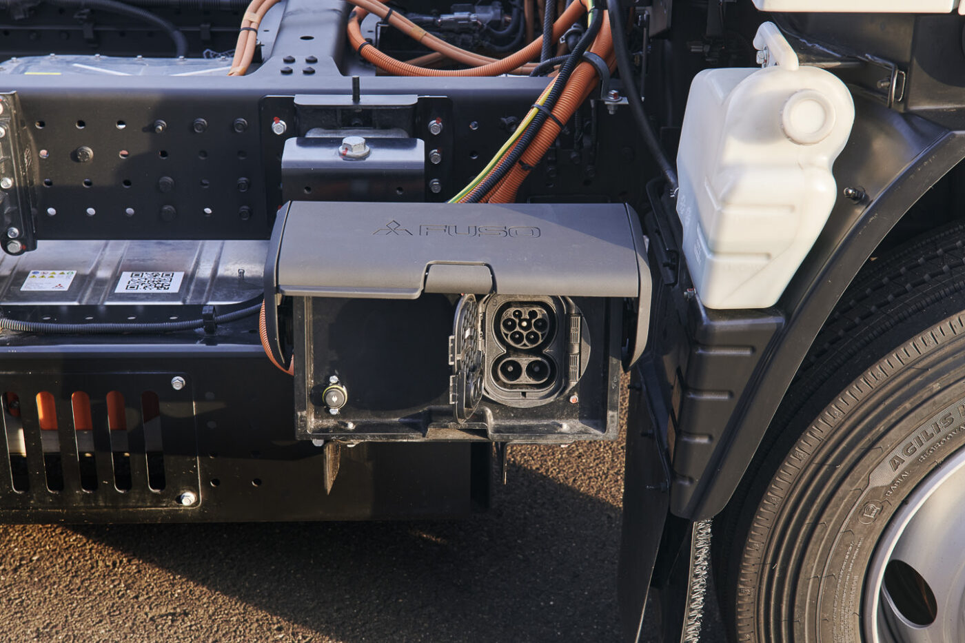 Fuso eCanter 8.55t - Soluções de carregamento
