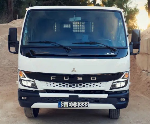 Fuso Canter 8.55t - Cabinas