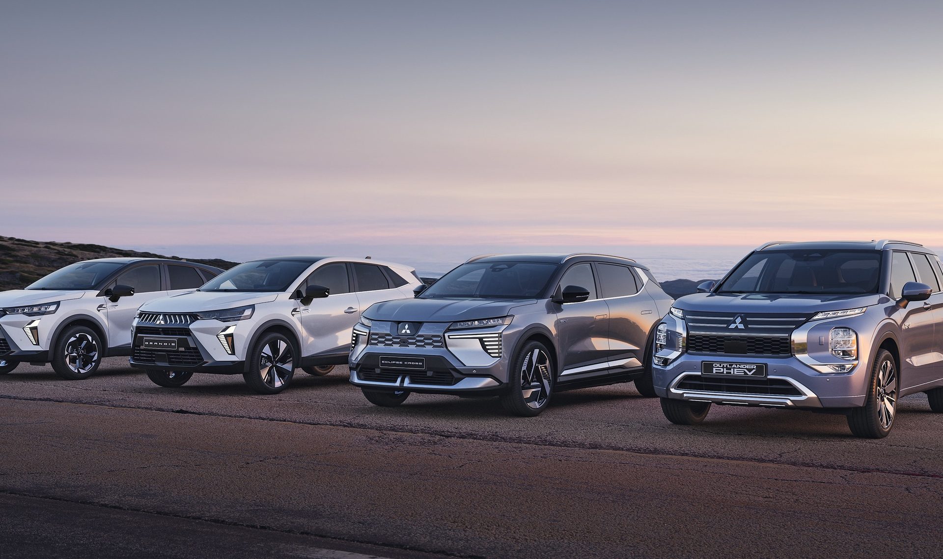 Grandis, Eclipse Cross e Outlander PHEV lado a lado
