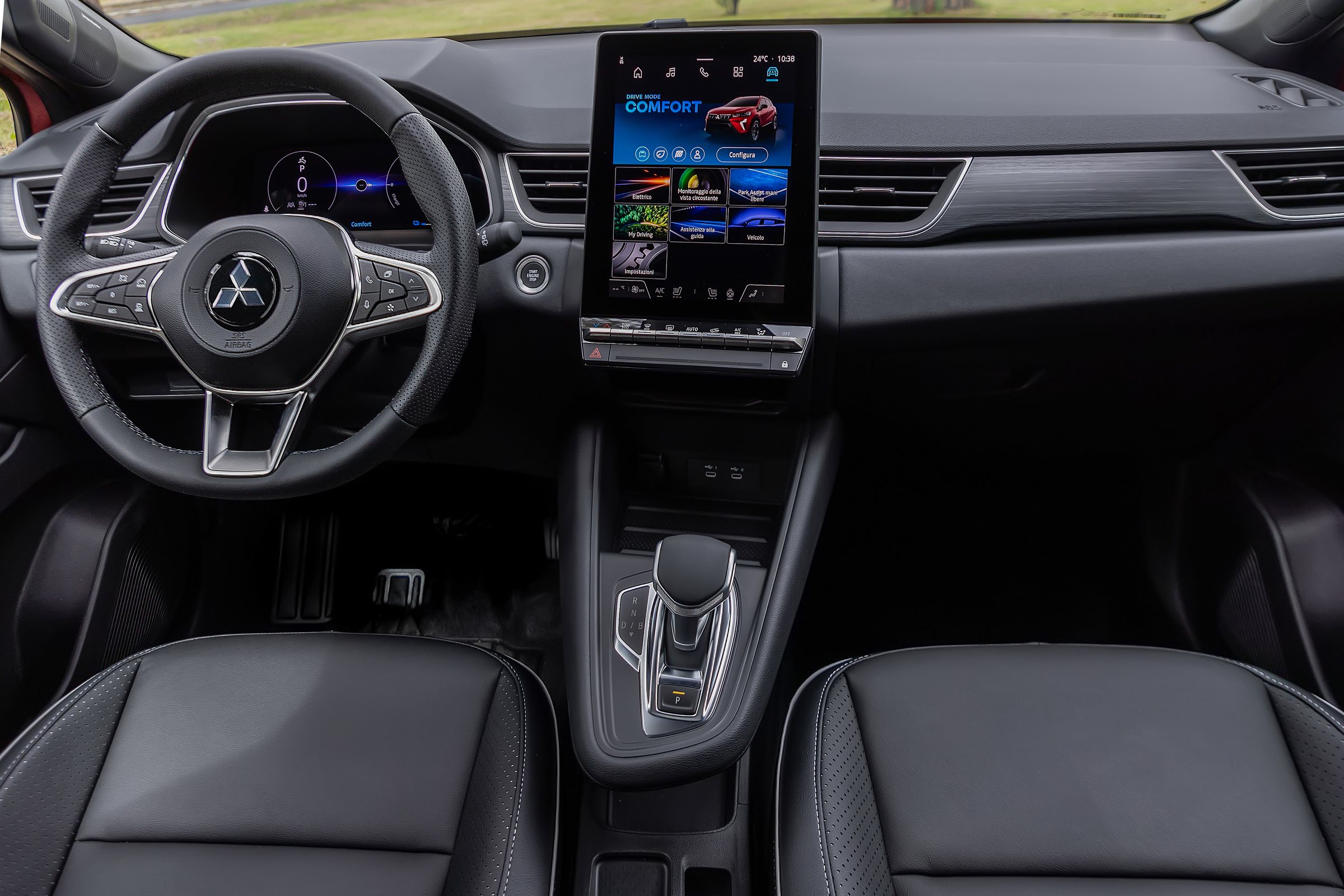 Elementos decorativos em prata — Mitsubishi ASX Black Edition