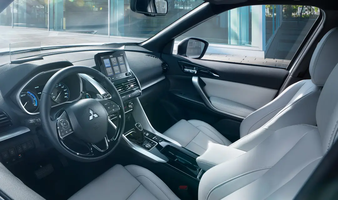 Cockpit - Mitsubishi Eclipse Cross PHEV