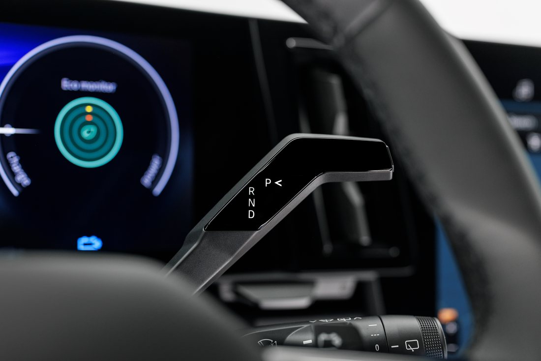 Painel de instrumentos do Mitsubishi Eclipse Cross EV