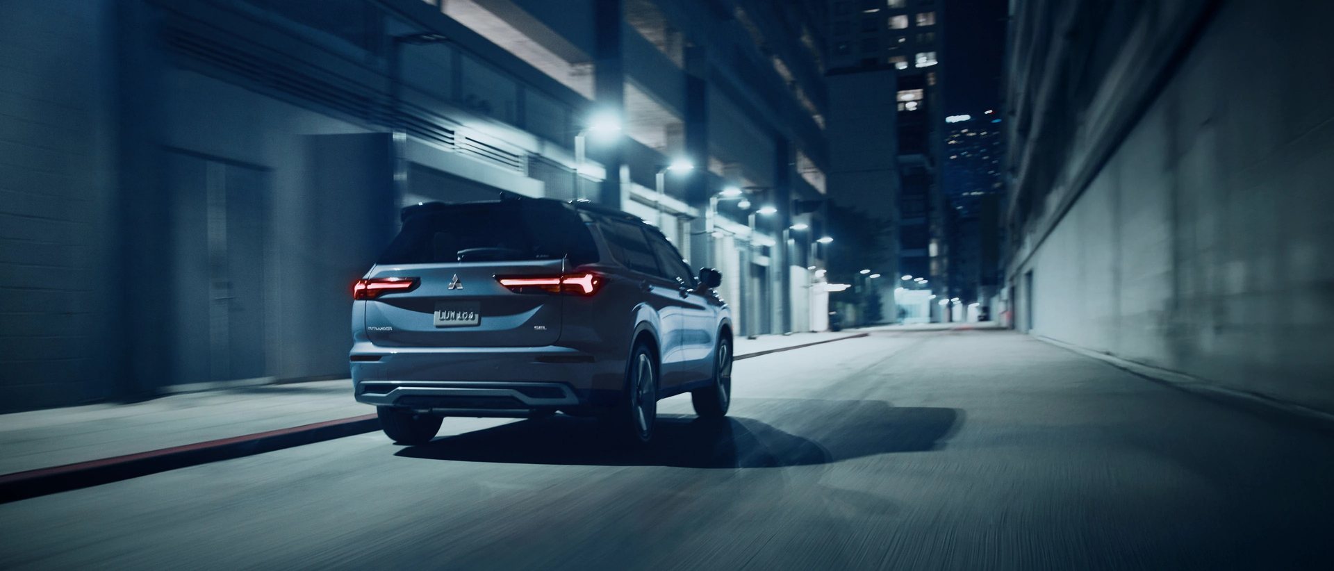 Traseira Hexaguard Horizon do Mitsubishi Outlander PHEV
