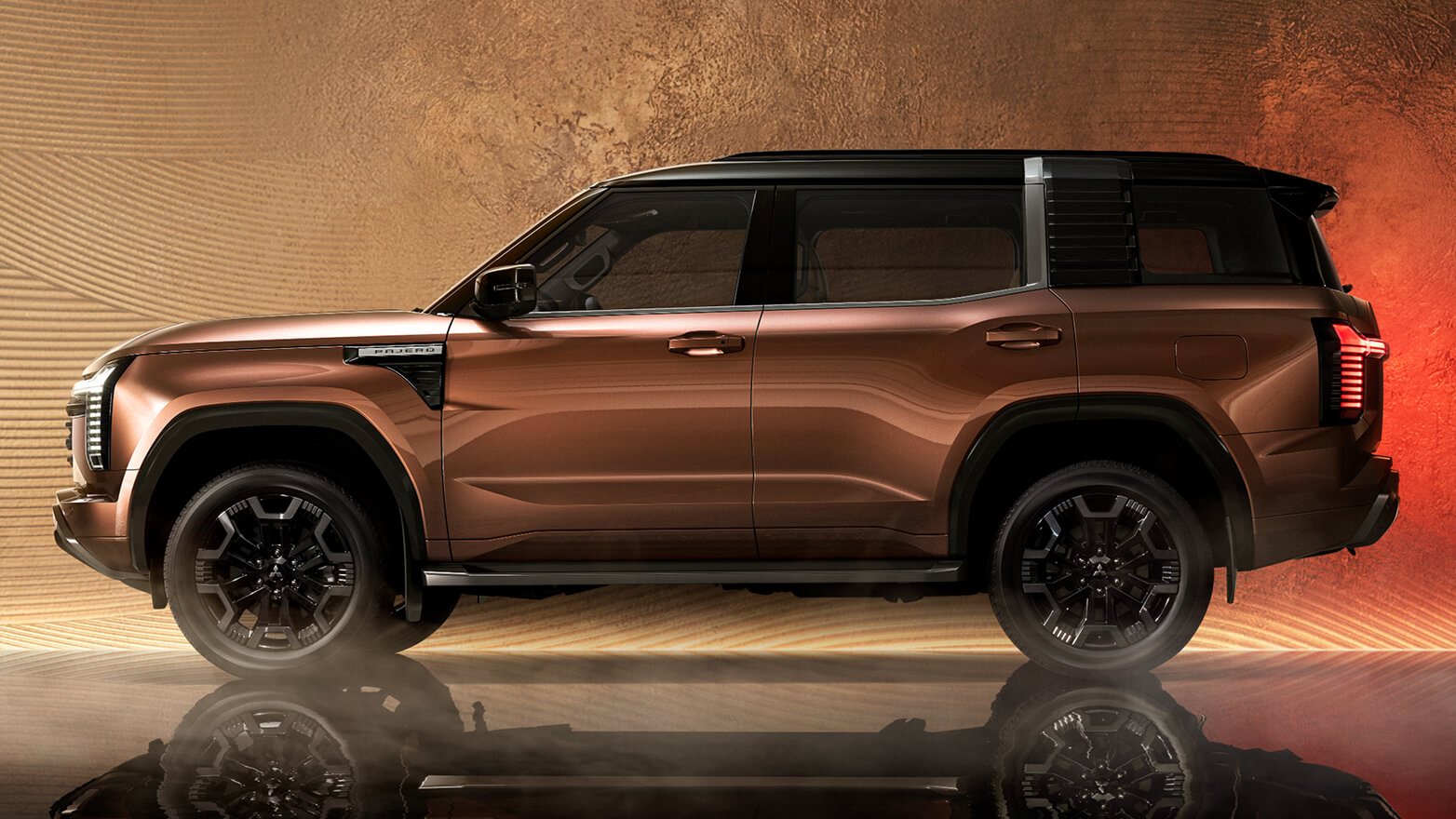 Perfil do novo Mitsubishi Pajero em estúdio