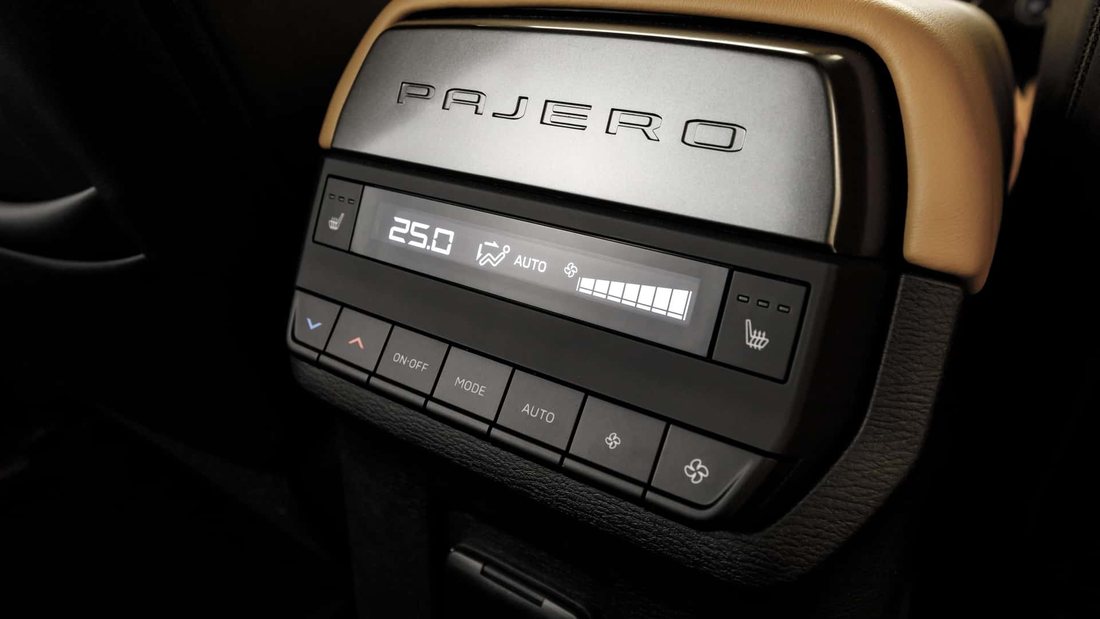 Pajero na consola